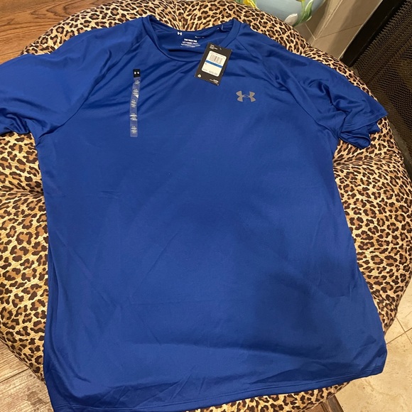 NWT XL Under Armour mens Tech loose t shirt - Picture 1 of 2